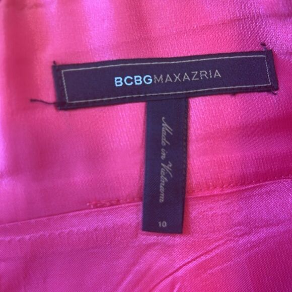 BCBGMaxAzria Hot Pink Mini Skirt with Bow. Size 10 - Picture 5 of 6